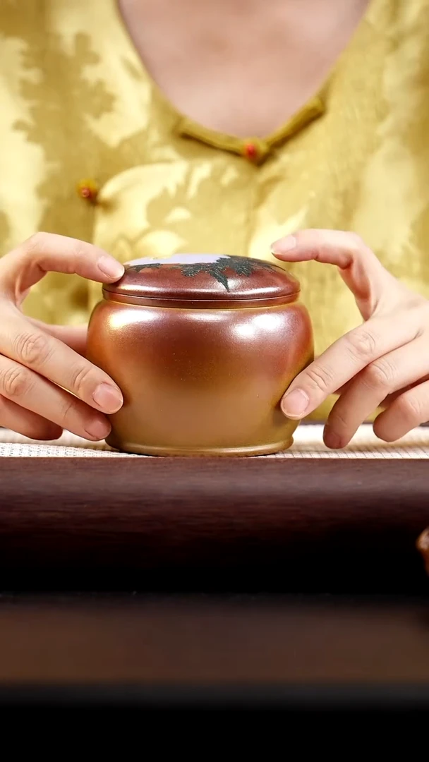 紫砂柴烧花开茶叶罐
