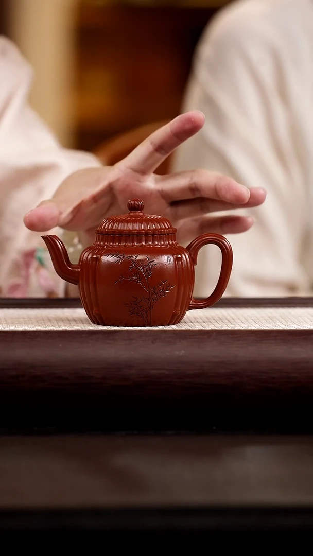 茶杯紫砂杨菲 朱泥 【筋纹宫灯】刻绘竹