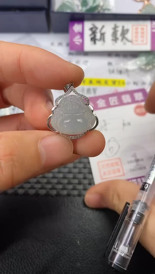 颈饰银S925镶嵌翡翠胖**迪挂件