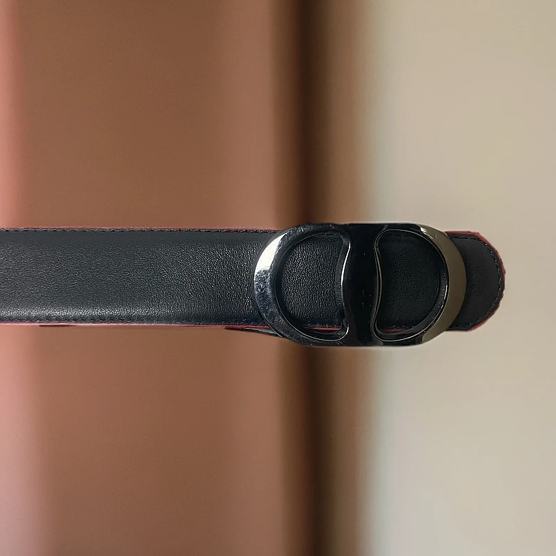L2301男士商务牛皮皮带  黑色钉扣