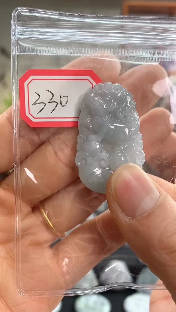 【闪购商品】翡翠颈饰未镶嵌鼠330