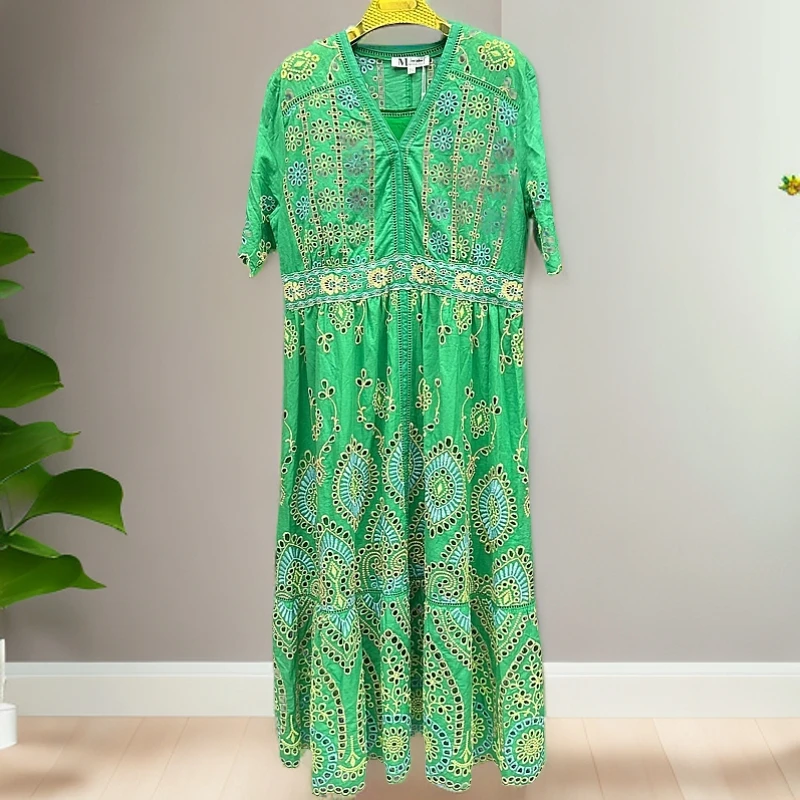 2025新款女装长裙高腰镂空复古中长裙优雅收腰法式连衣裙夏季绿色