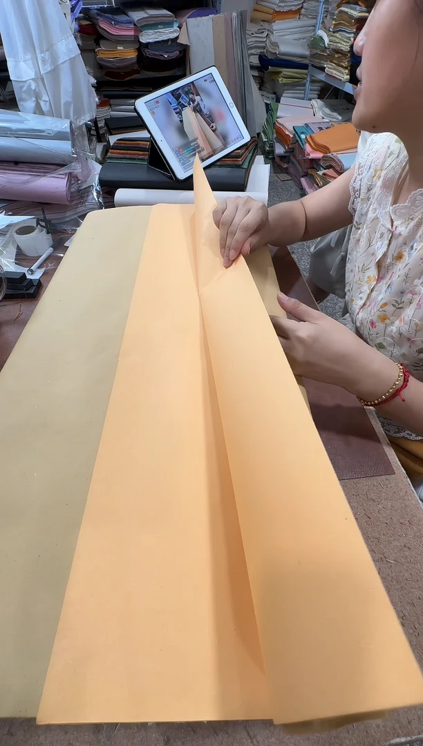 四尺50张橘色雁皮哑光藏金