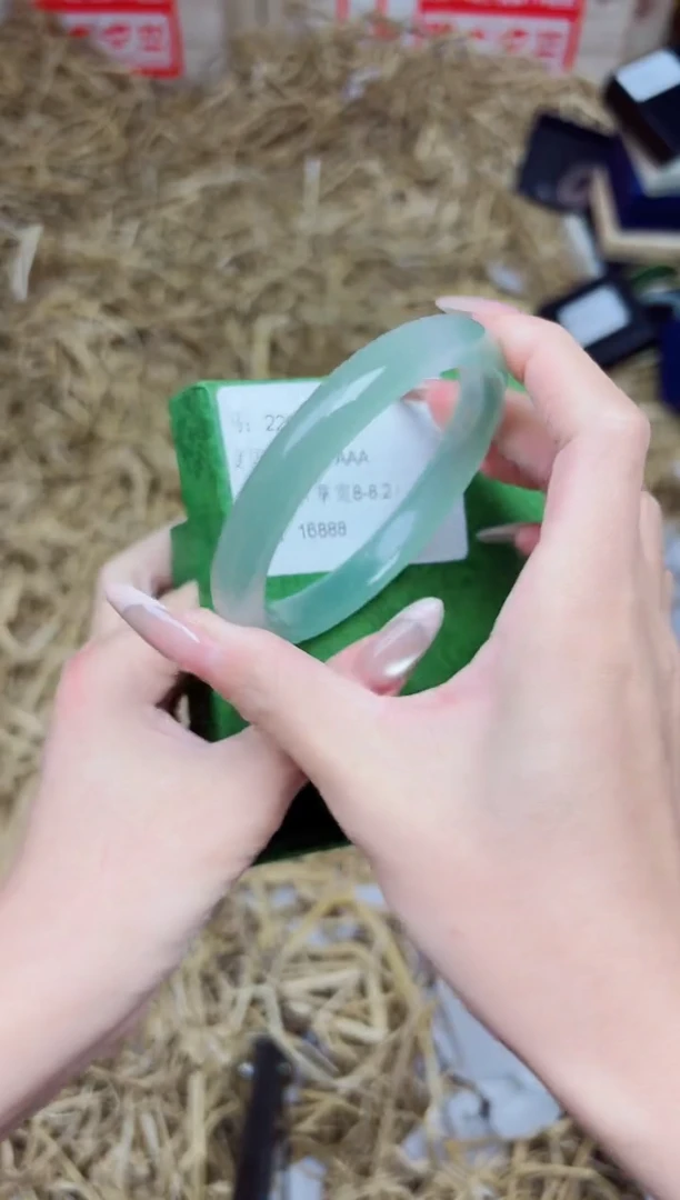 未镶嵌手镯石英质玉2288--圈口61