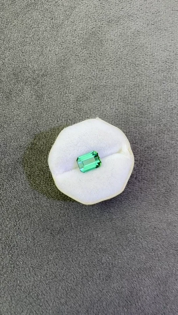 未镶嵌珠宝半成品碧玺1.03ct
