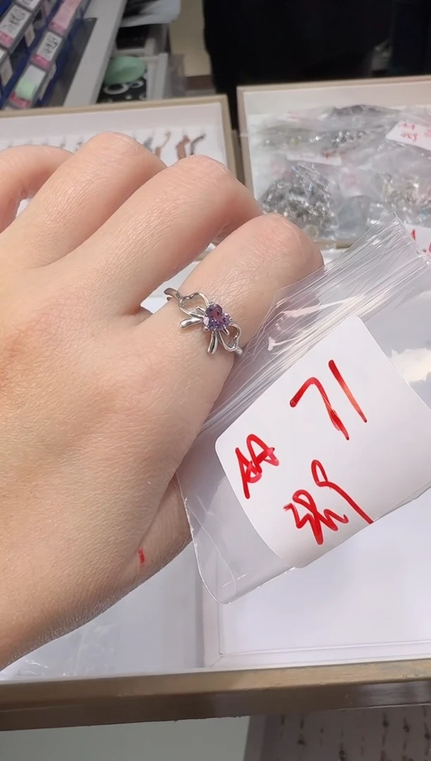 【闪购商品】水晶戒指银S925镶嵌多样性发一AA71