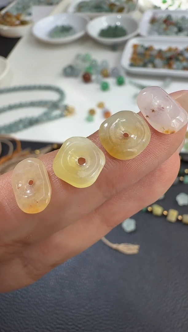 未镶嵌定制翡翠瓒****³4个圆扣300+30