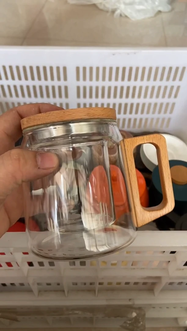 无运费险有瑕疵的摄影的产品有使用过的痕迹有点脏介意勿拍