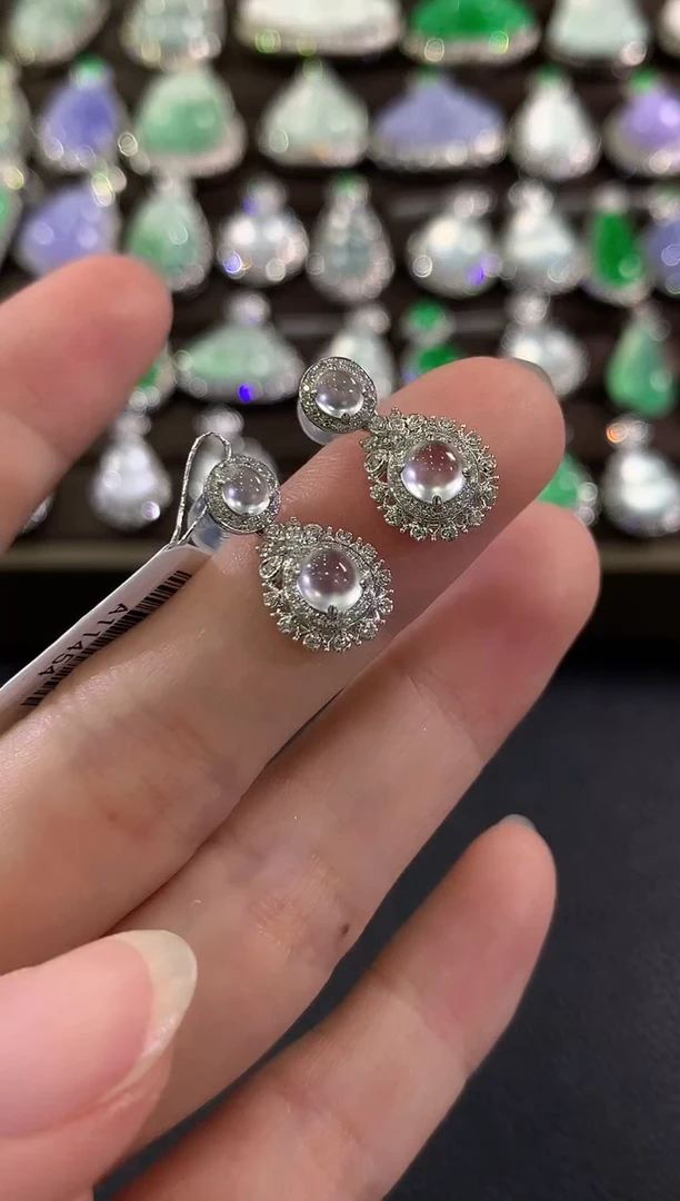 18K金镶嵌翡翠耳饰s28