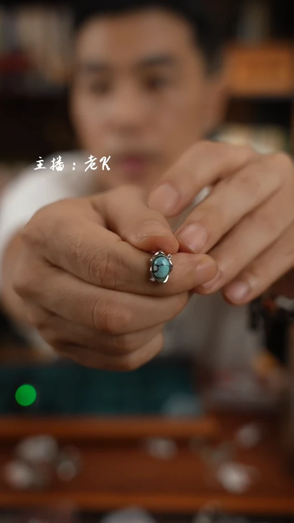 手饰绿松石银S925镶嵌窝****牛绿松石吊坠-419