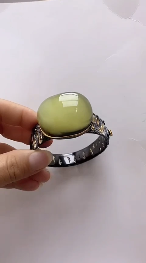 【闪购商品】琥珀裸石银S925镶嵌琥珀手镯