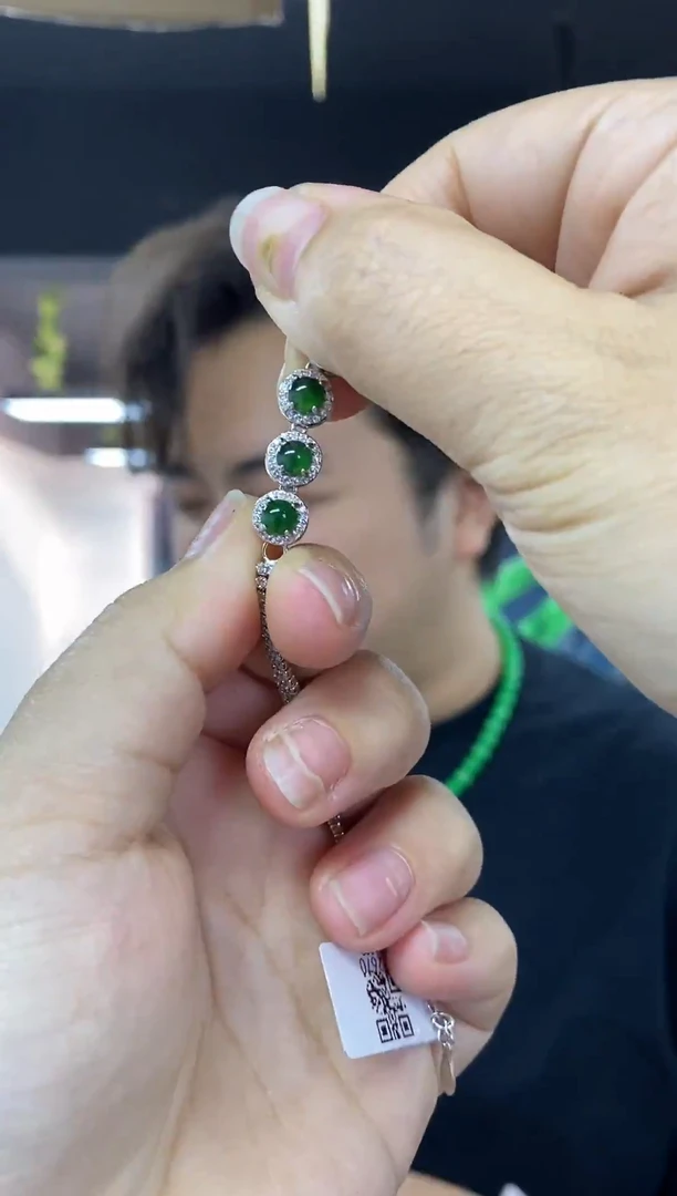 银S925镶嵌手链翡翠多样性发其一颜色微差