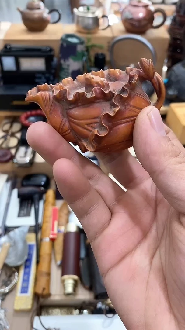 瓷片闪购商品 如图所示