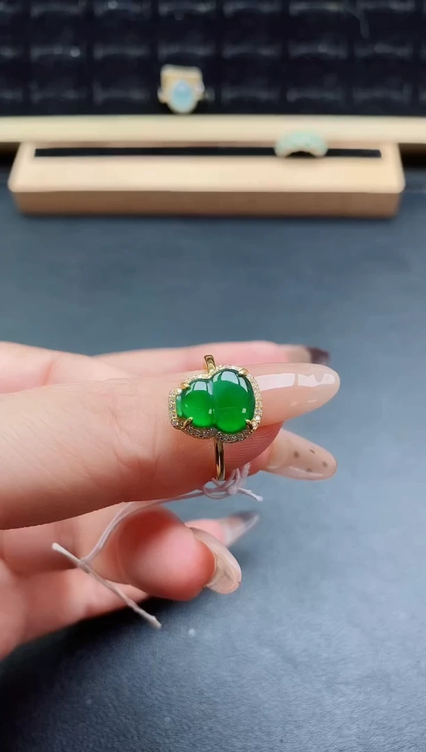 银S925镶嵌戒指翡翠1