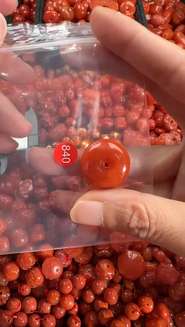 【闪购商品】南红玛瑙颈饰未镶嵌11