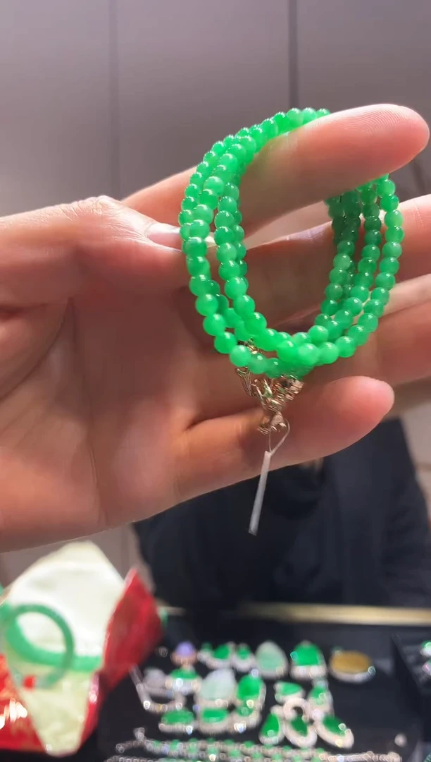 【闪购商品】翡翠颈饰未镶嵌珠链 