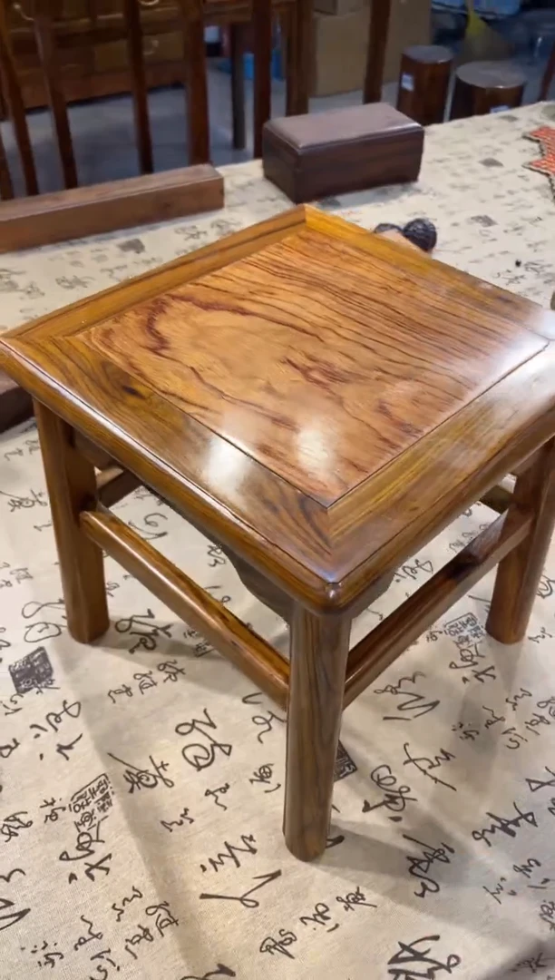 花梨木类海南黄花梨富贵凳