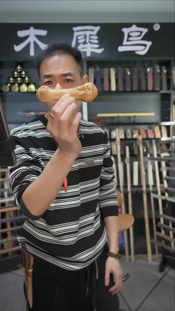 木手作木制雕刻品