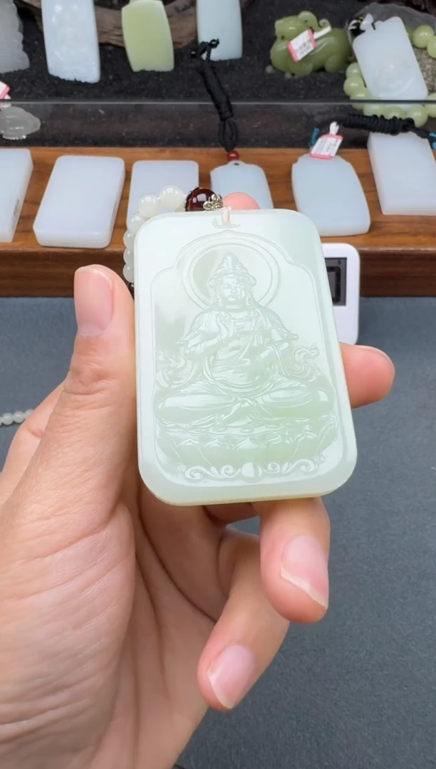 颈饰未镶嵌和田玉2