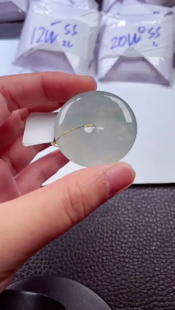 颈饰未镶嵌翡翠000074235