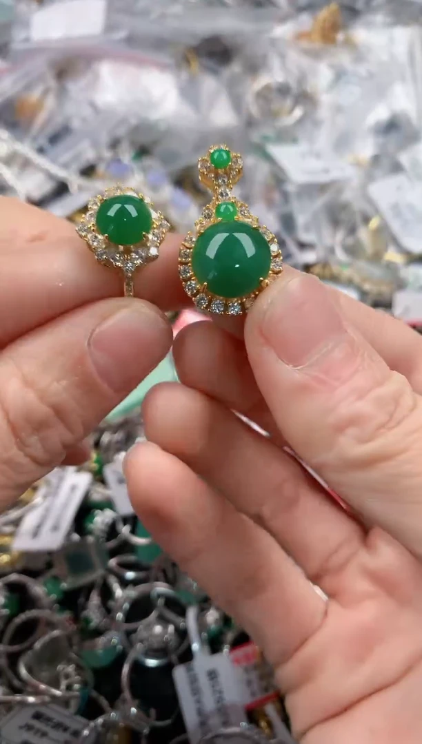 银S925镶嵌戒指翡翠   2                         5