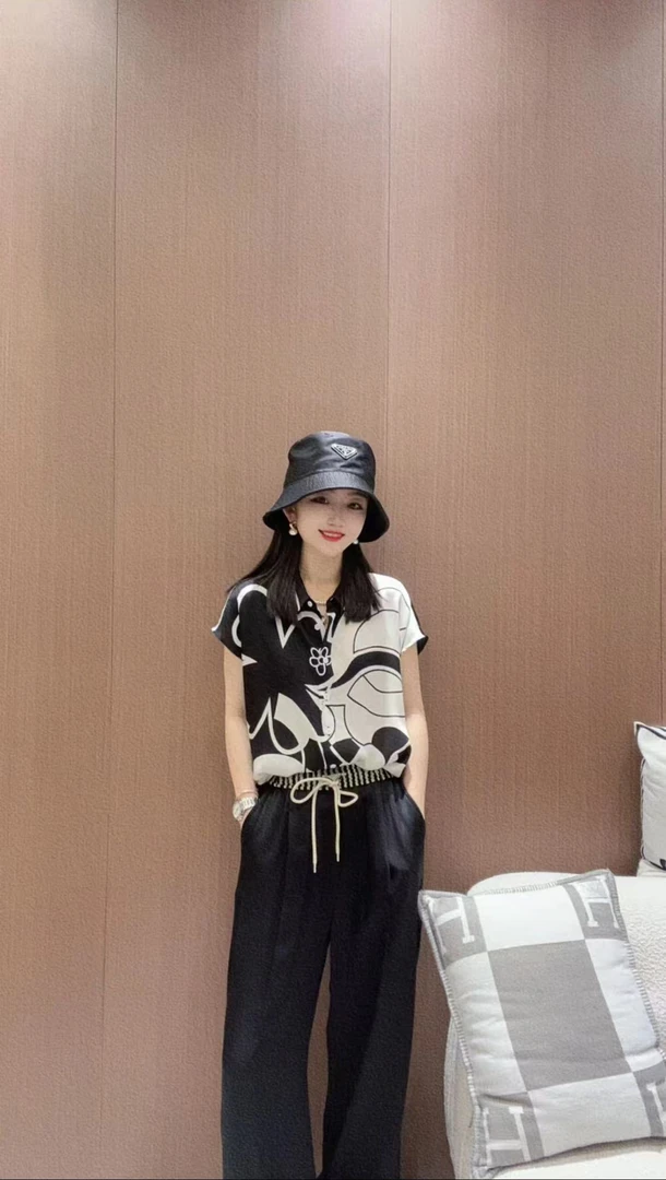 【花环拼色】CHUN家时尚夏季经典百搭桑蚕丝双乔T恤