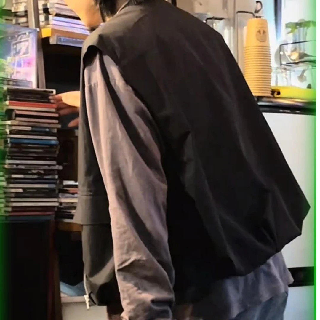 韩国正品不支持退换/拉链马甲/0305