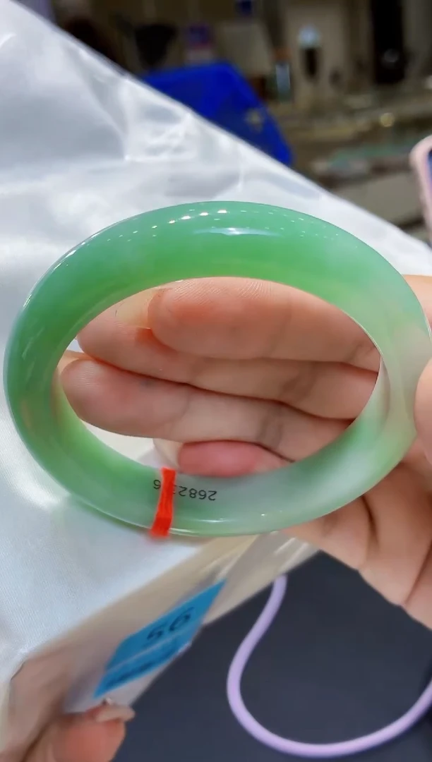 未镶嵌手镯翡翠翡翠手镯56