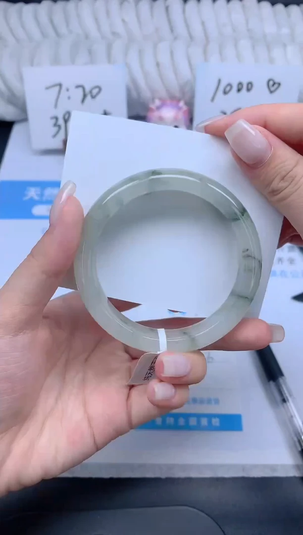 石英质玉手镯未镶嵌K68-56