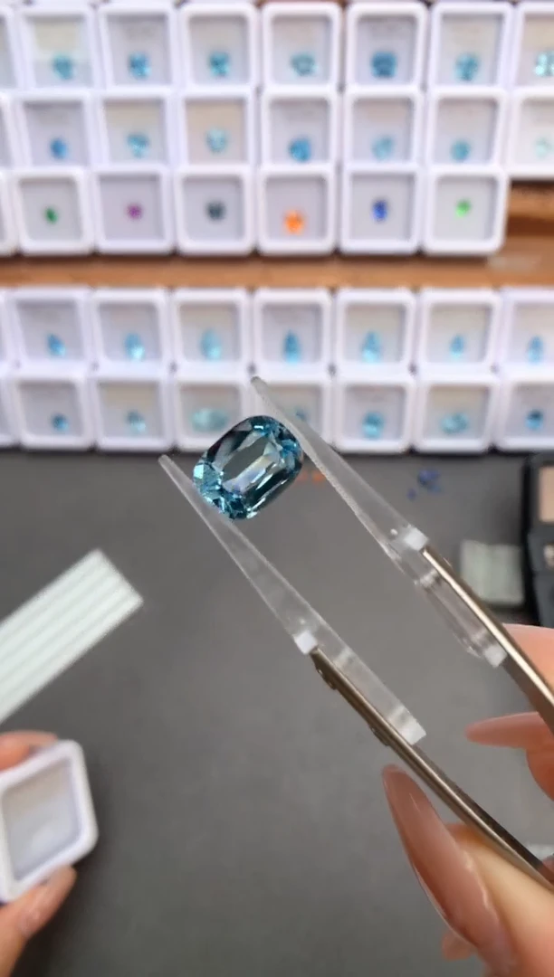未镶嵌裸石定制海蓝宝石3.51ct 圣玛