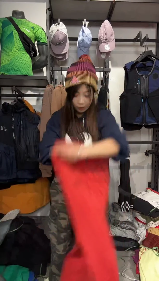 1545  编码 瑕疵款直播间过款为准 尺码   身高