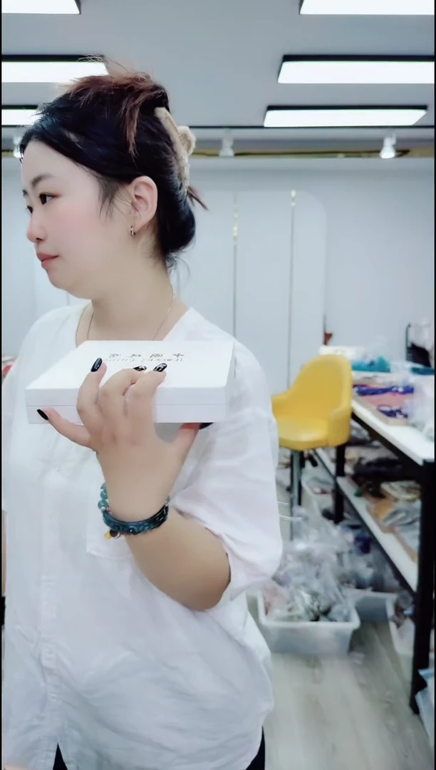 玛瑙/玉髓颈饰合金1113白色盒子