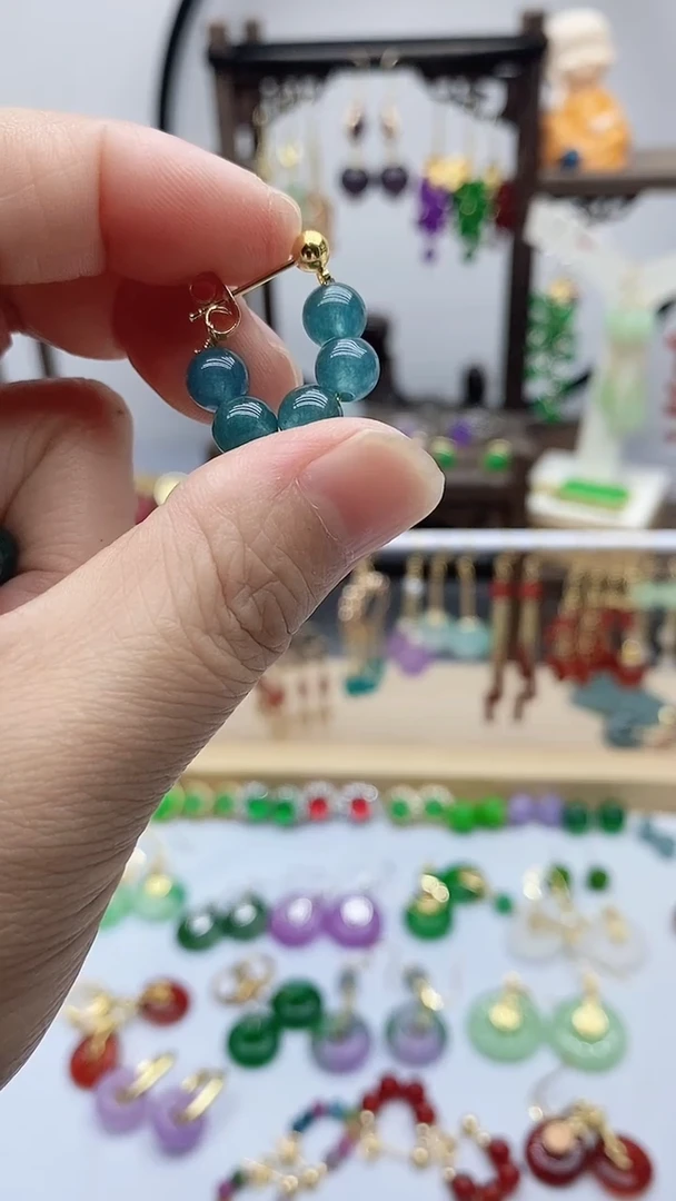14K金镶嵌石英质玉（天山翠）耳饰203
