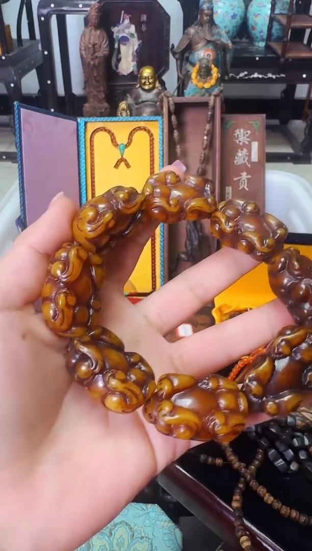 【闪购商品】蜜蜡颈饰未镶嵌老板娘推荐------------