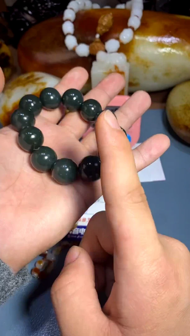 未镶嵌和田玉把件宁*卜1