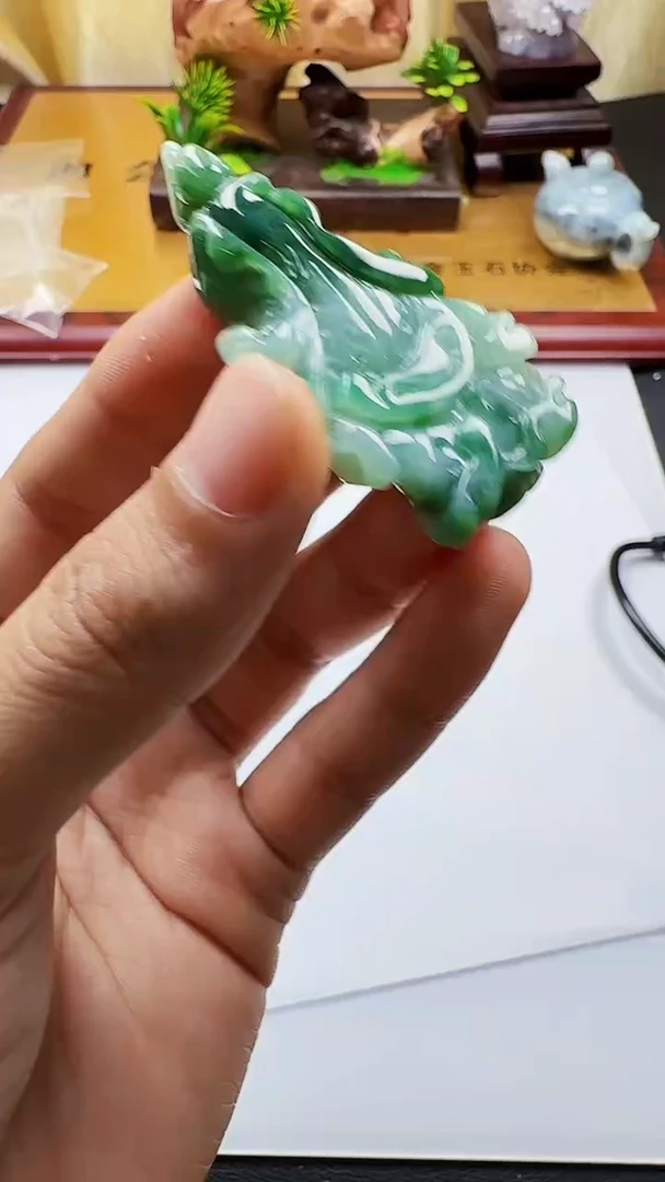 吊坠(不含链)未镶嵌翡翠1