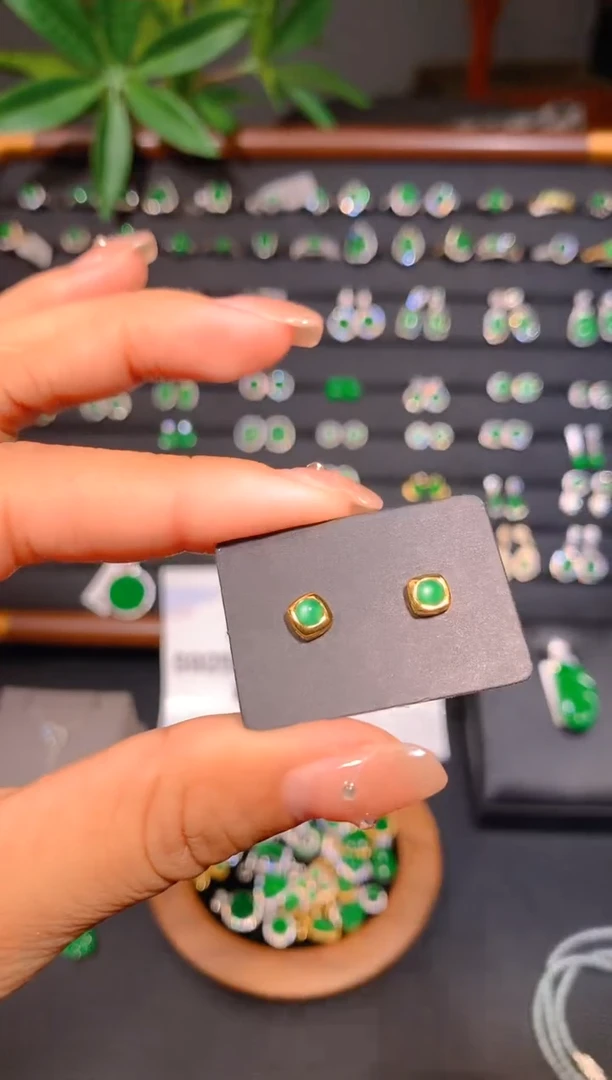 翡翠银S925镶嵌耳饰多样性