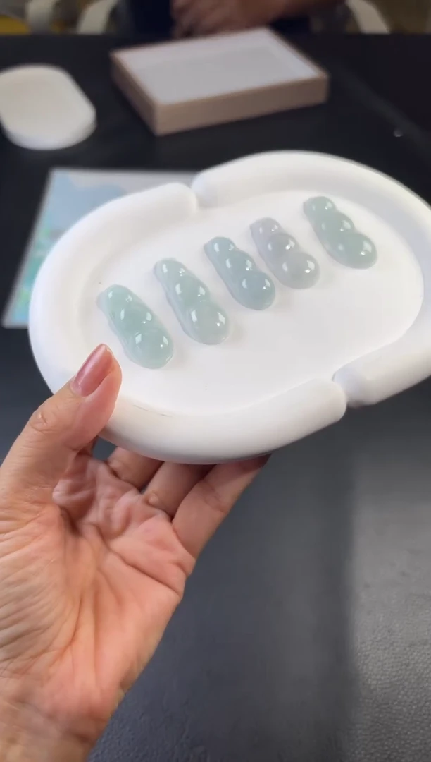 未镶嵌挂件翡翠多样性发一件R703118