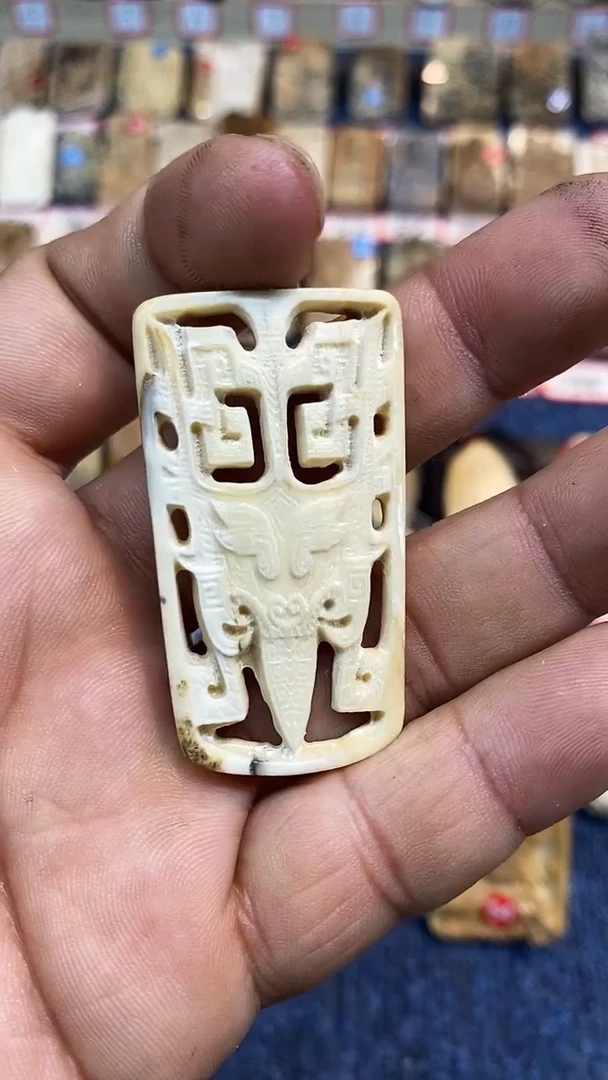 泥塑小把玩件摆件