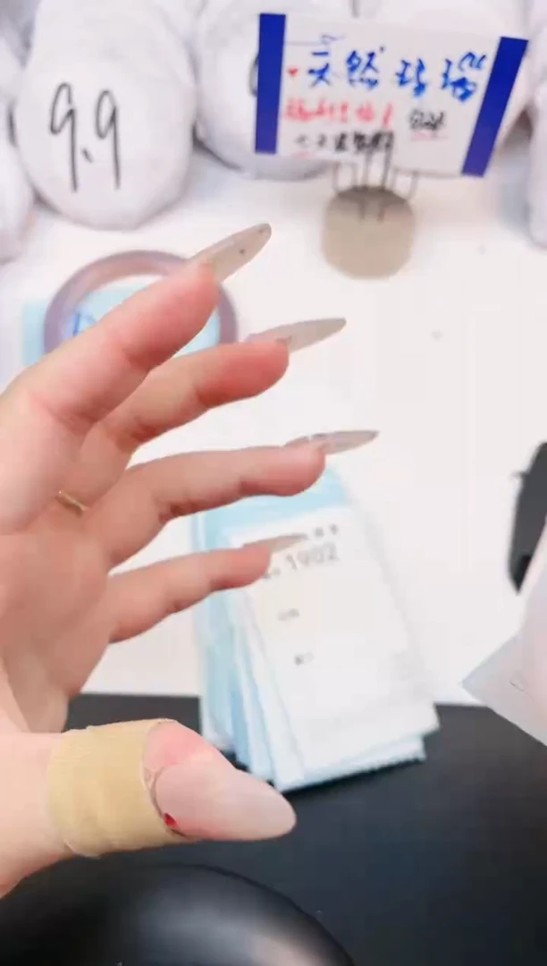 【闪购商品】玛瑙/玉髓手镯未镶嵌1901