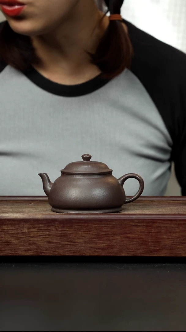 紫砂茶壶粗砂紫泥 宫灯