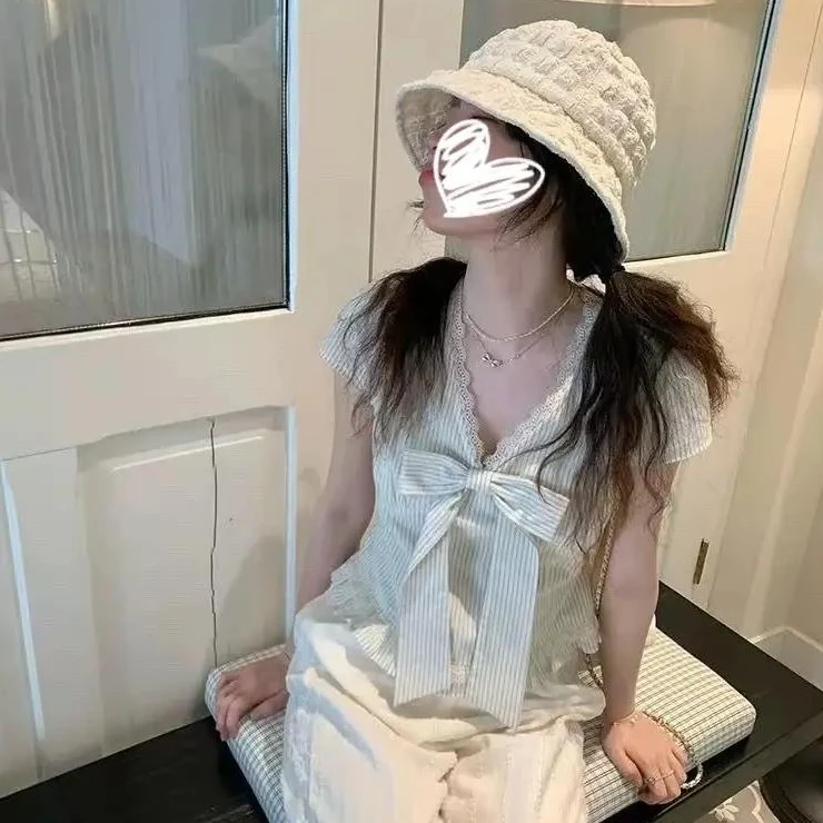 6845# 爱豆+优质版 蝴蝶结v领上衣女百搭休闲条纹蝴蝶结上衣女