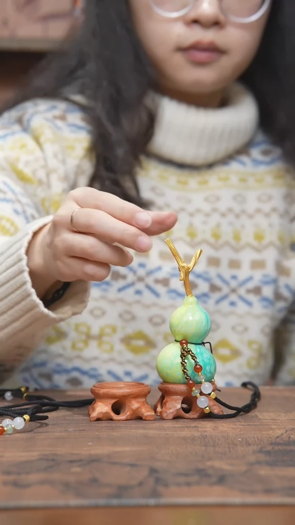 【闪购商品】337号-大漆飘漆小葫芦脖挂