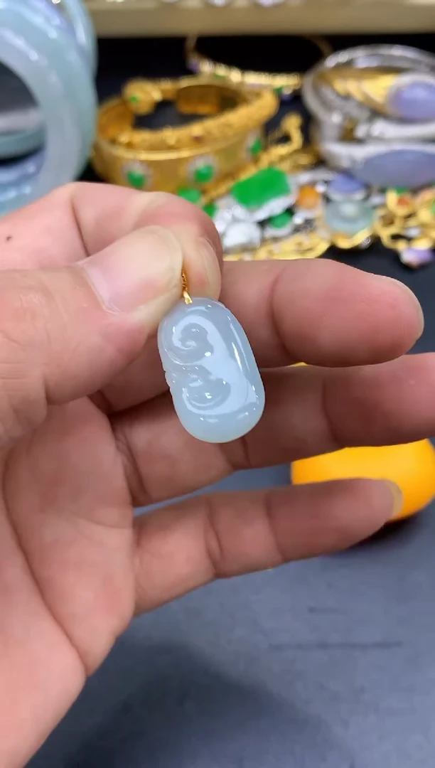 颈饰18K金镶嵌翡翠456-中国好珍宝