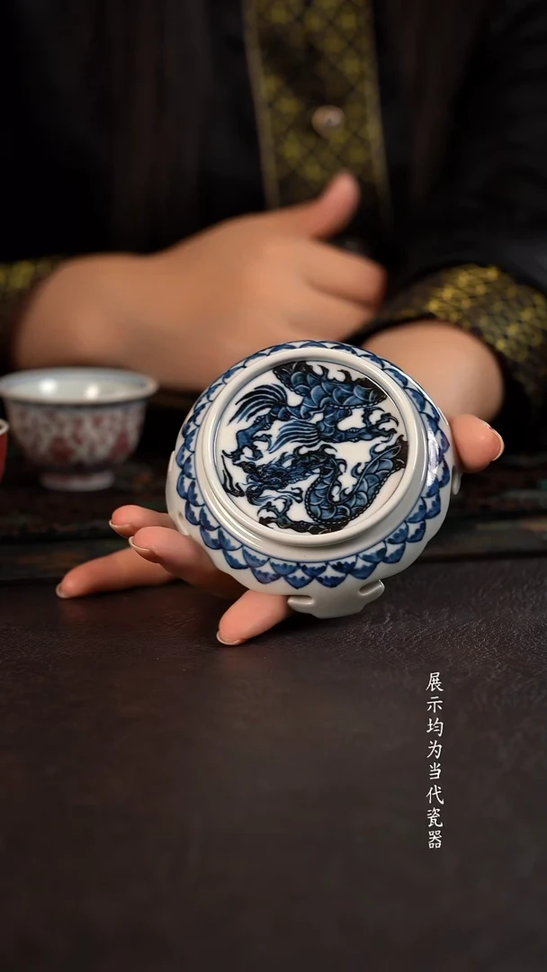 雲山敬古龙纹如意脚小板凳