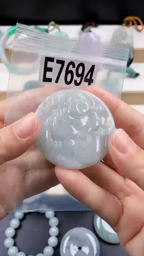 颈饰未镶嵌翡翠天然翡翠吊坠挂件