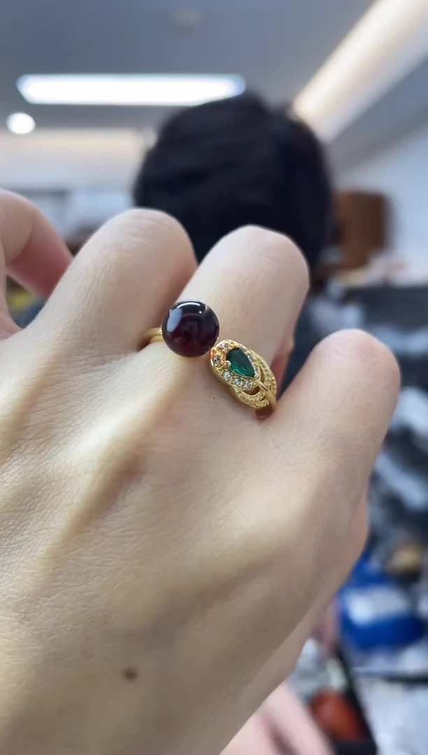 【闪购商品】血珀裸石未镶嵌多样性一件发货