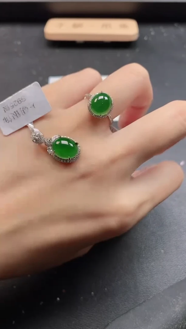 银S925镶嵌戒指翡翠51511