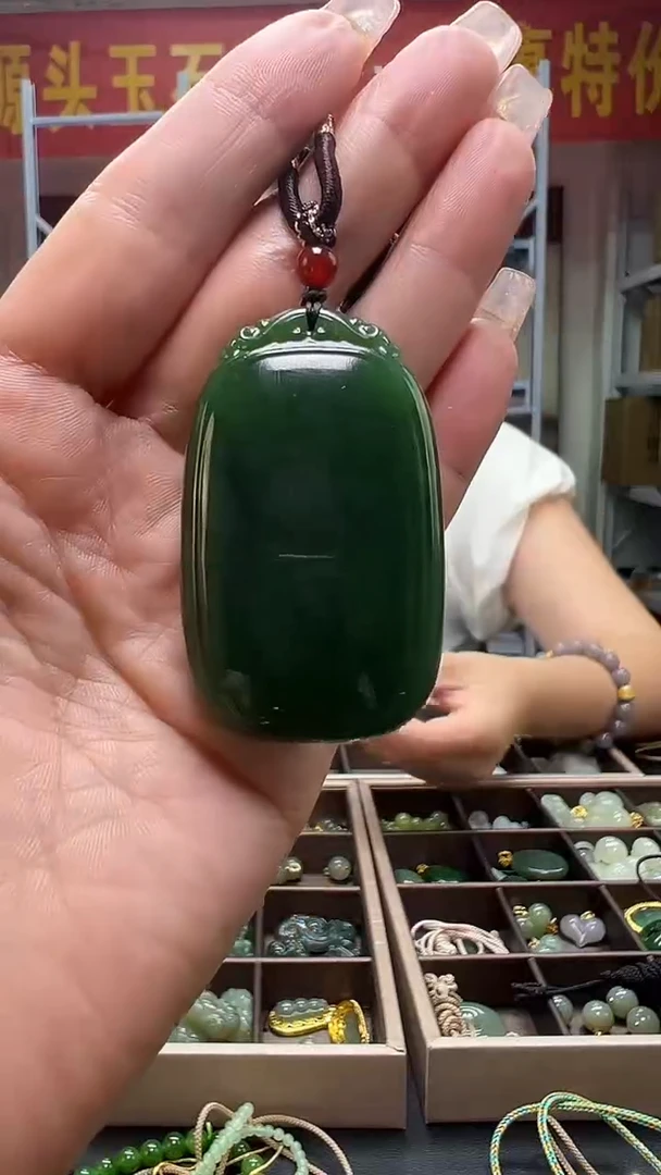 吊坠(不含链)未镶嵌和田玉(多样性发货.发其一）64