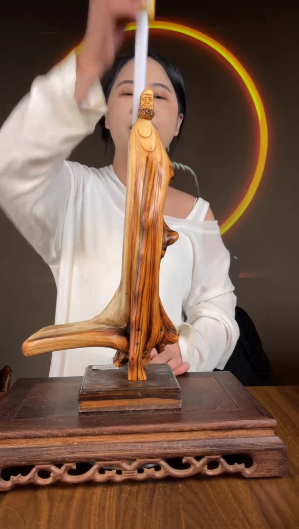 【闪购商品】柏木（崖柏）手工摆件,先抢先得!